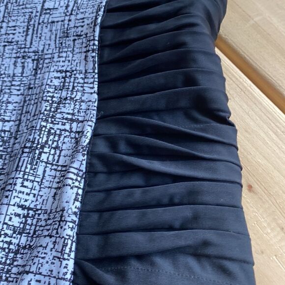 Calvin Klein Swim Suit/One Piece - Picture 2 of 6